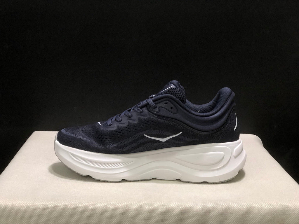 HOKA ONE ONE Bondi 9