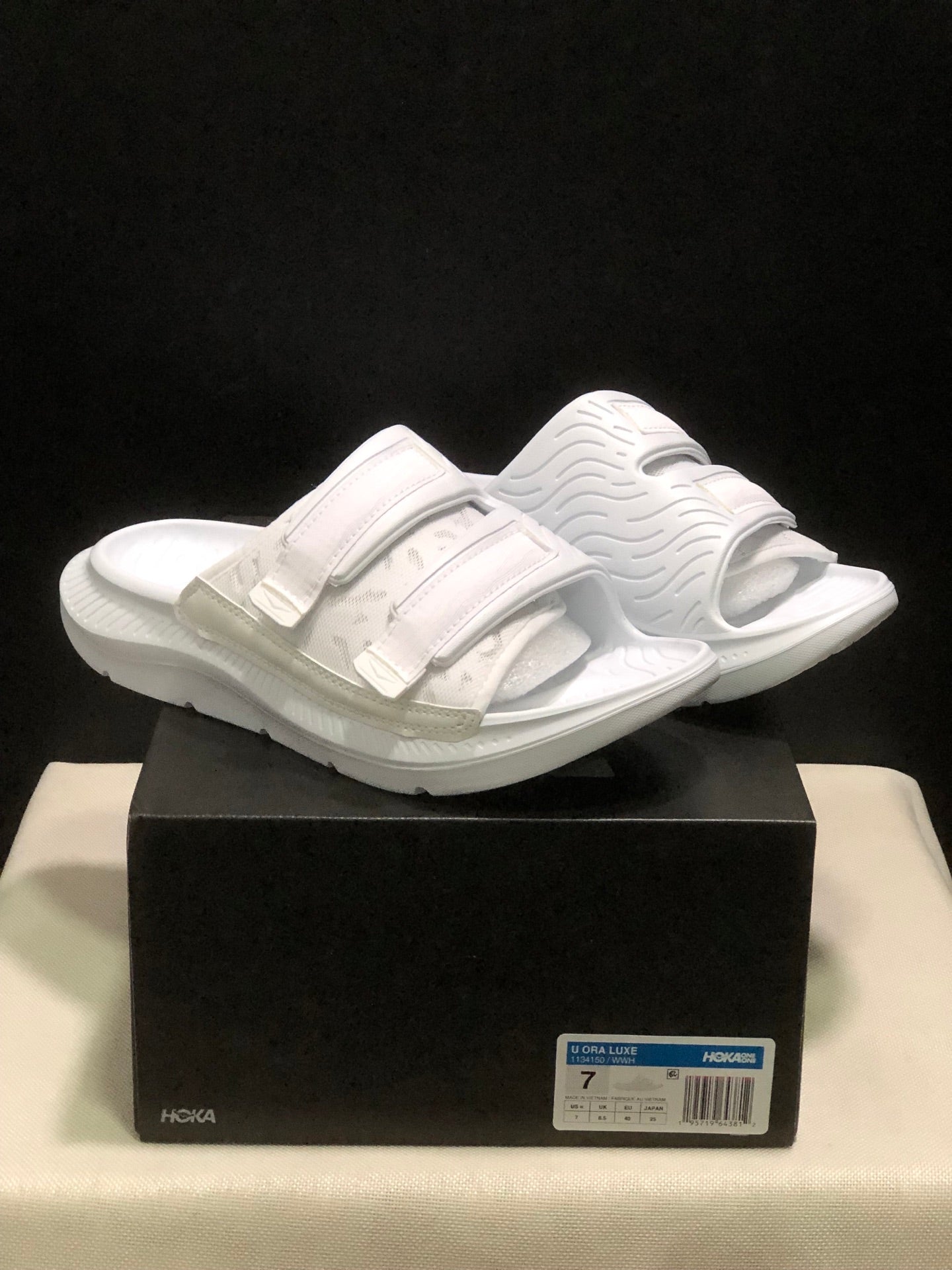 WTAPS x  HOKA ONE ONE ORA Luxe