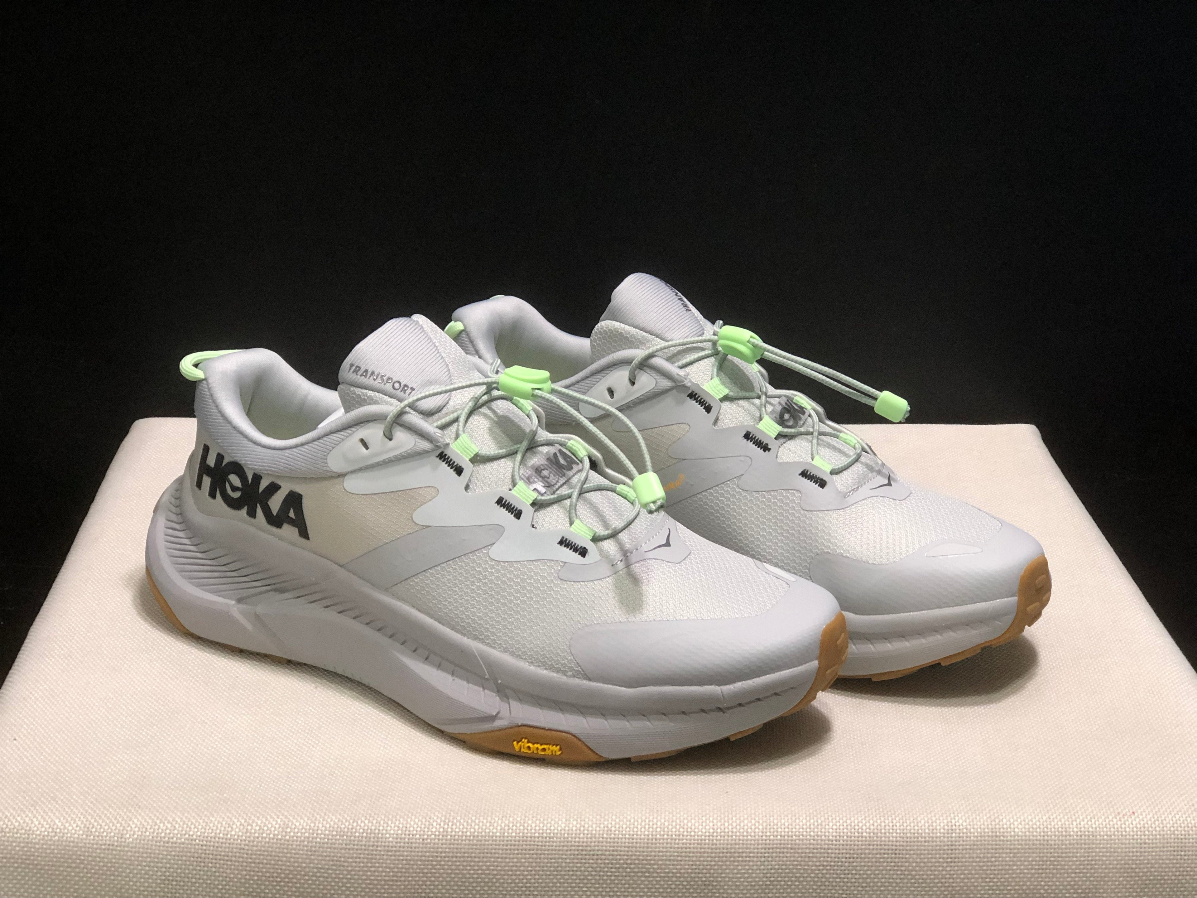 HOKA ONE ONE SKYFLOW