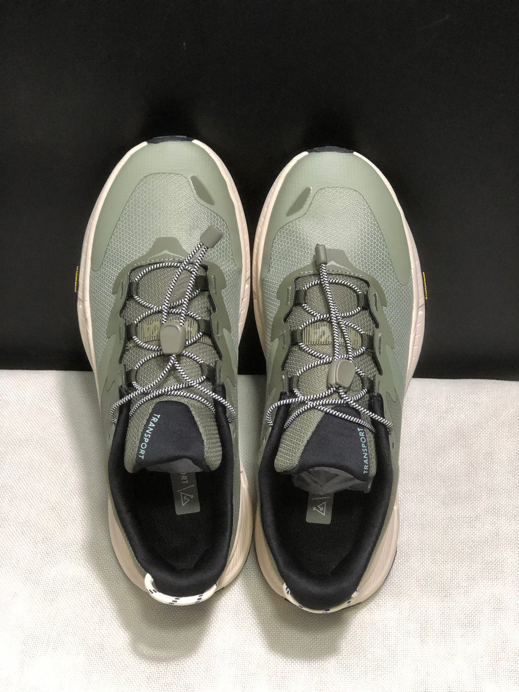 HOKA ONE ONE SKYFLOW