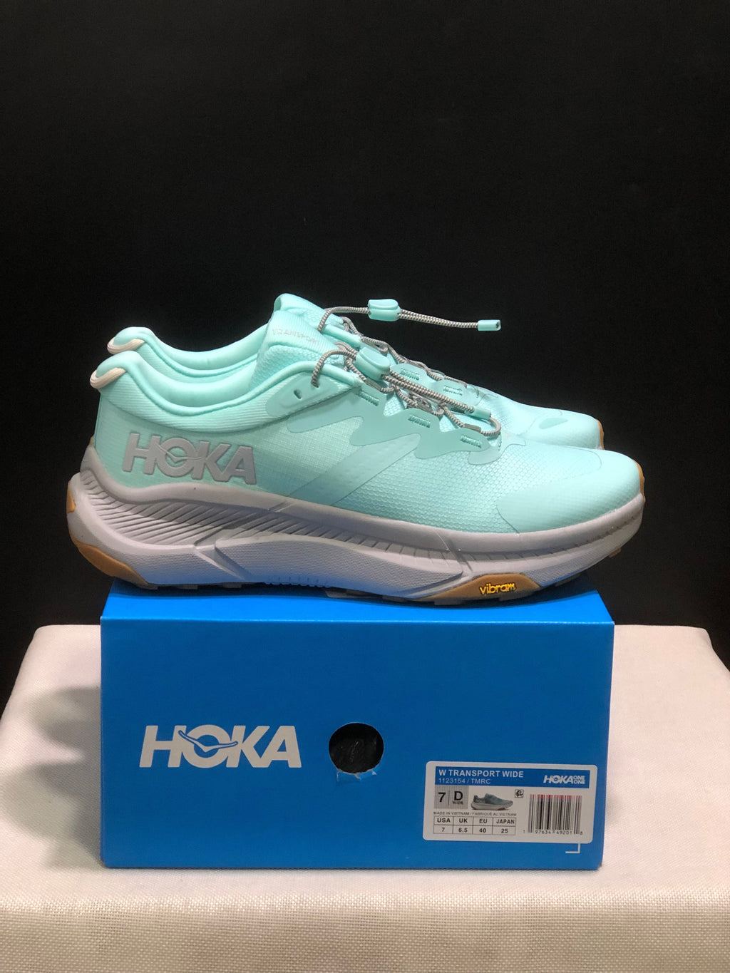 HOKA ONE ONE SKYFLOW
