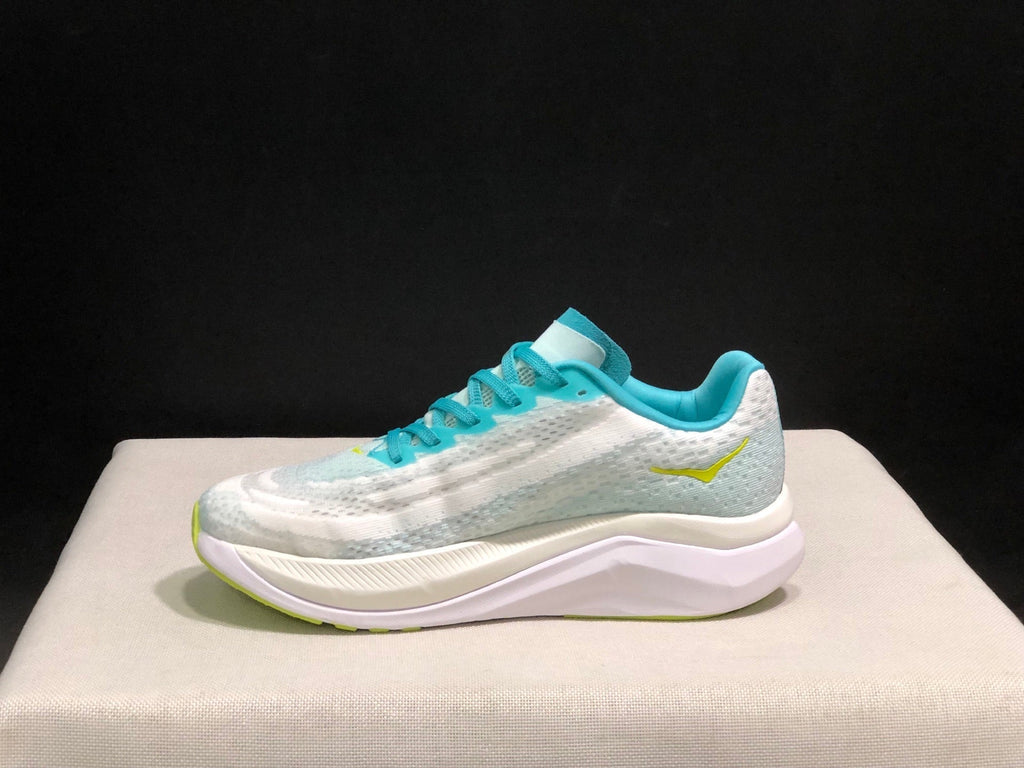 HOKA ONE ONE Mach X