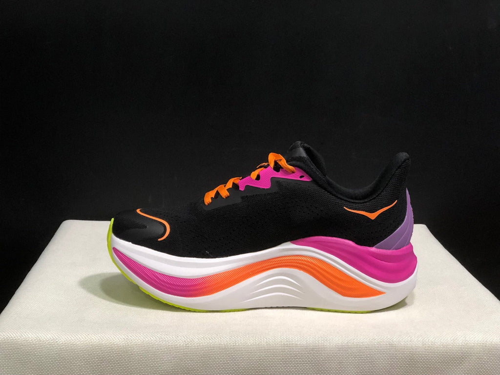 HOKA ONE ONE S KYWARD X