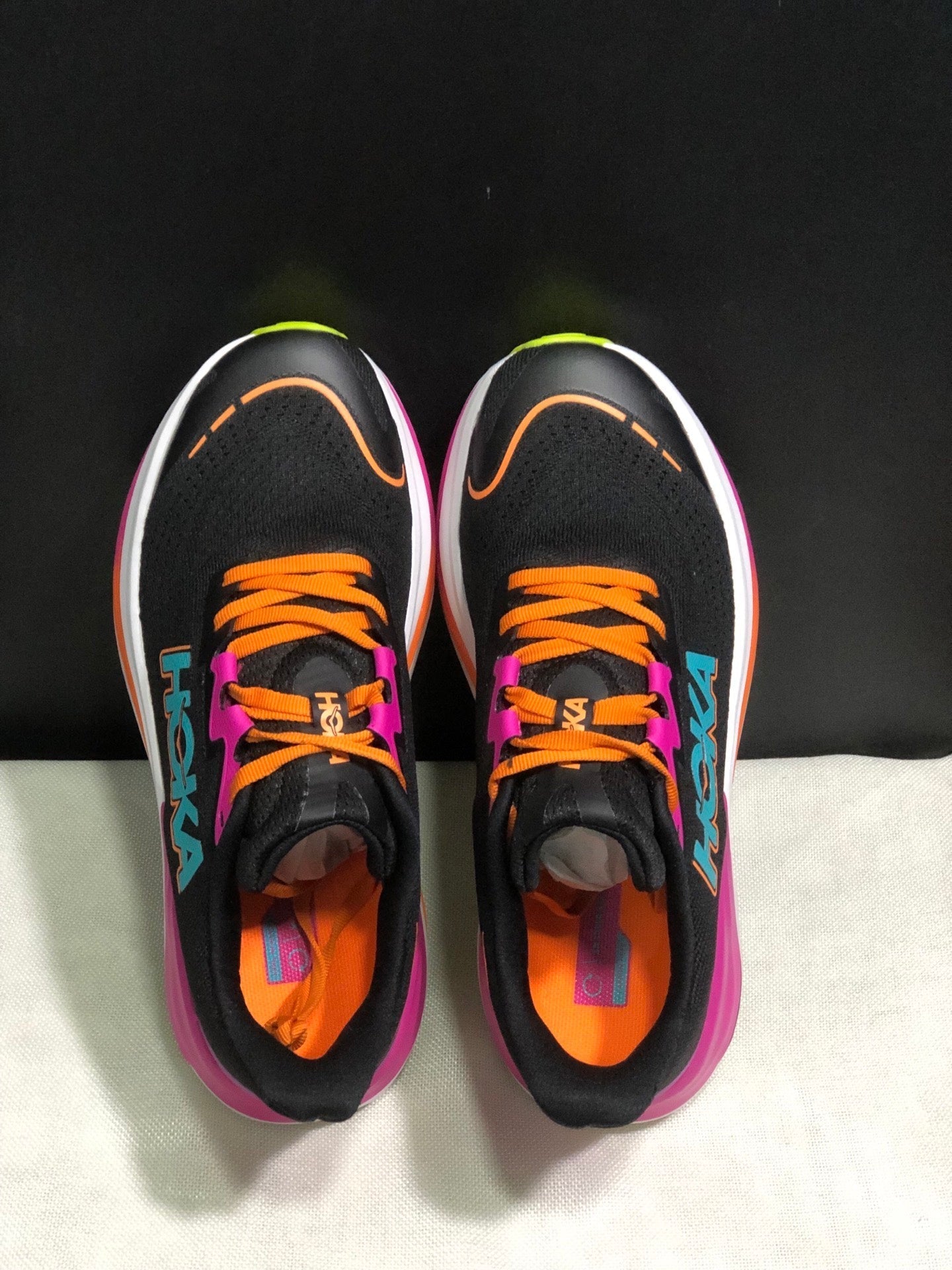 HOKA ONE ONE S KYWARD X