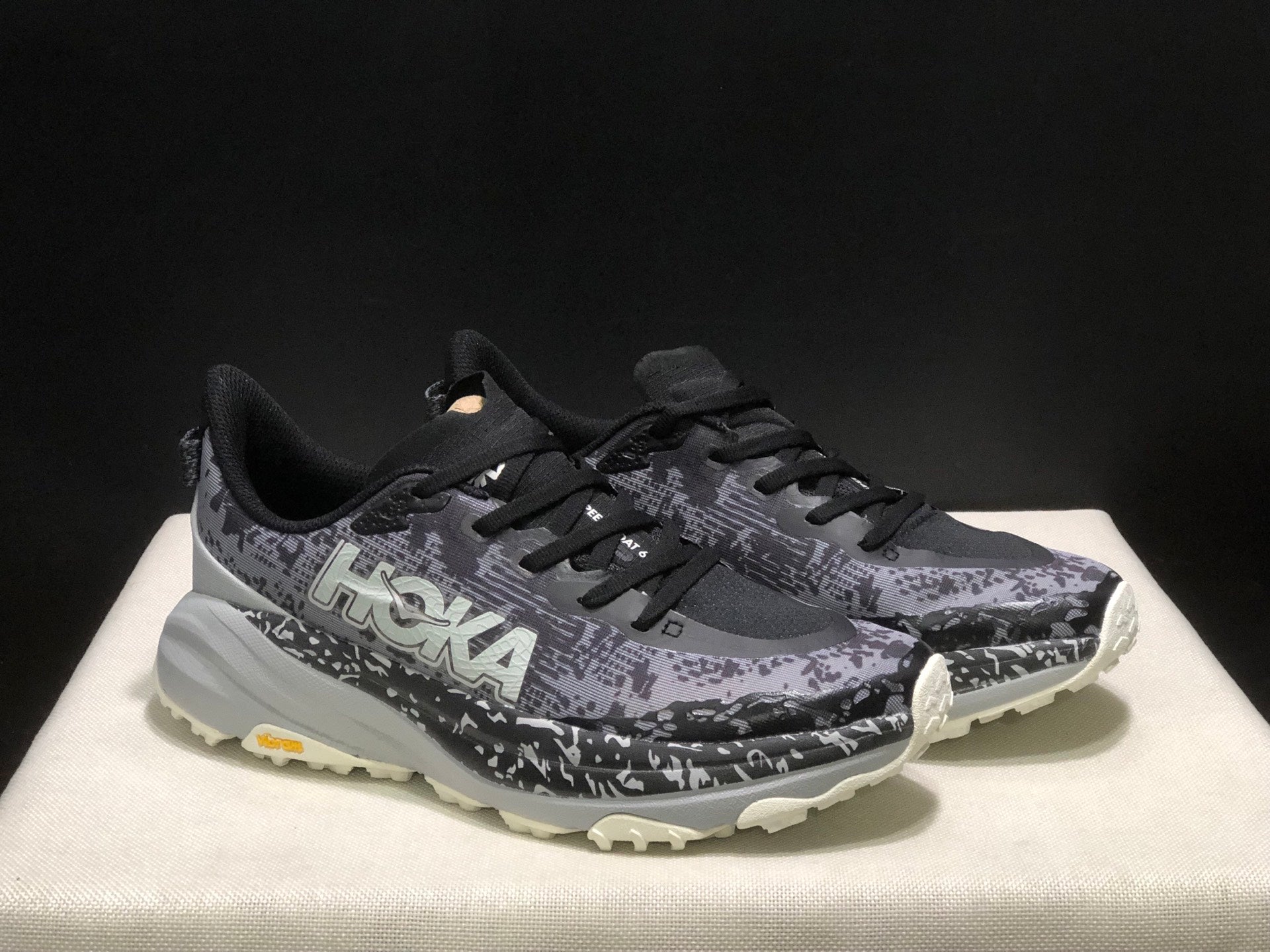 HOKA ONE ONE SPEED GOAT 6