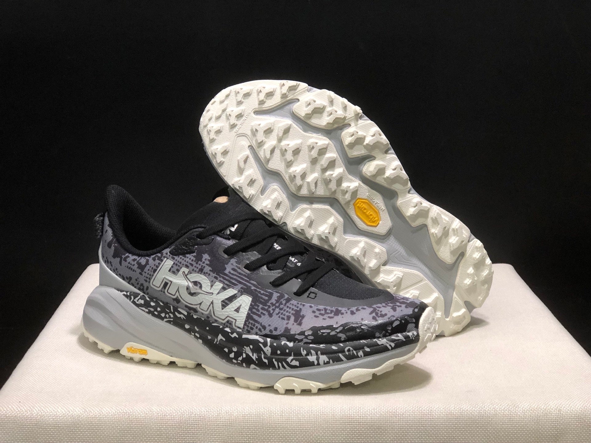 HOKA ONE ONE SPEED GOAT 6