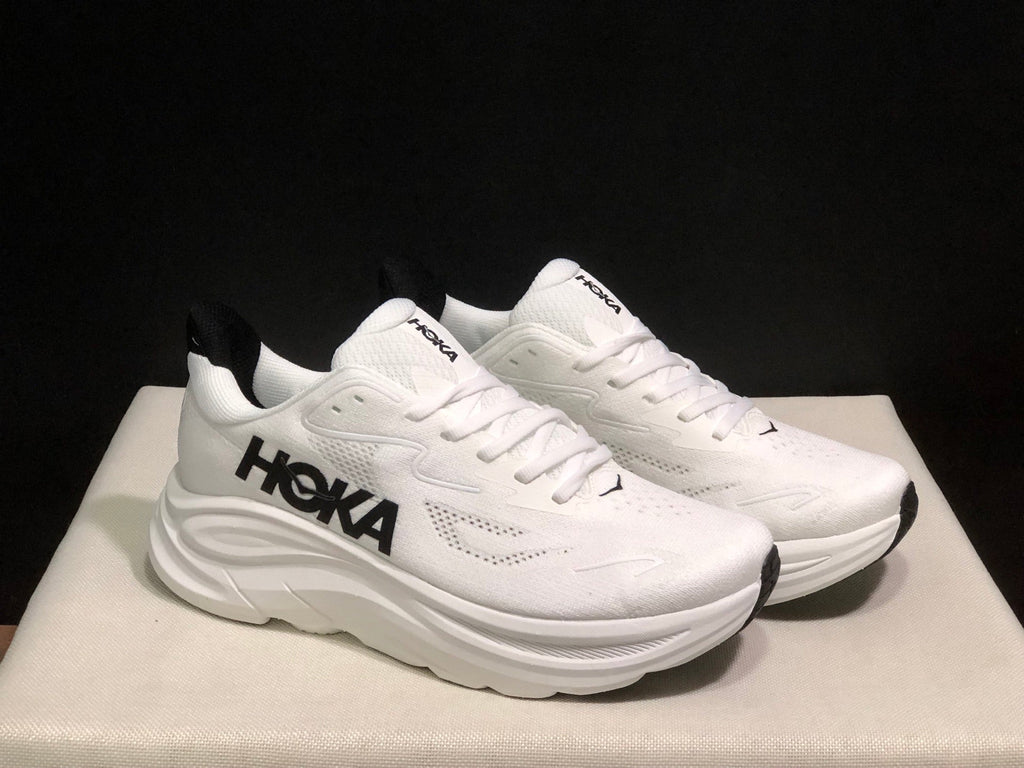HOKA ONE ONE Clifton 10