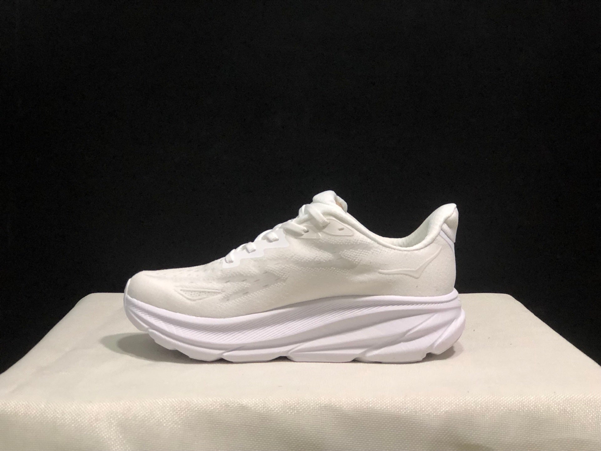 HOKA ONE ONE Clifton 9