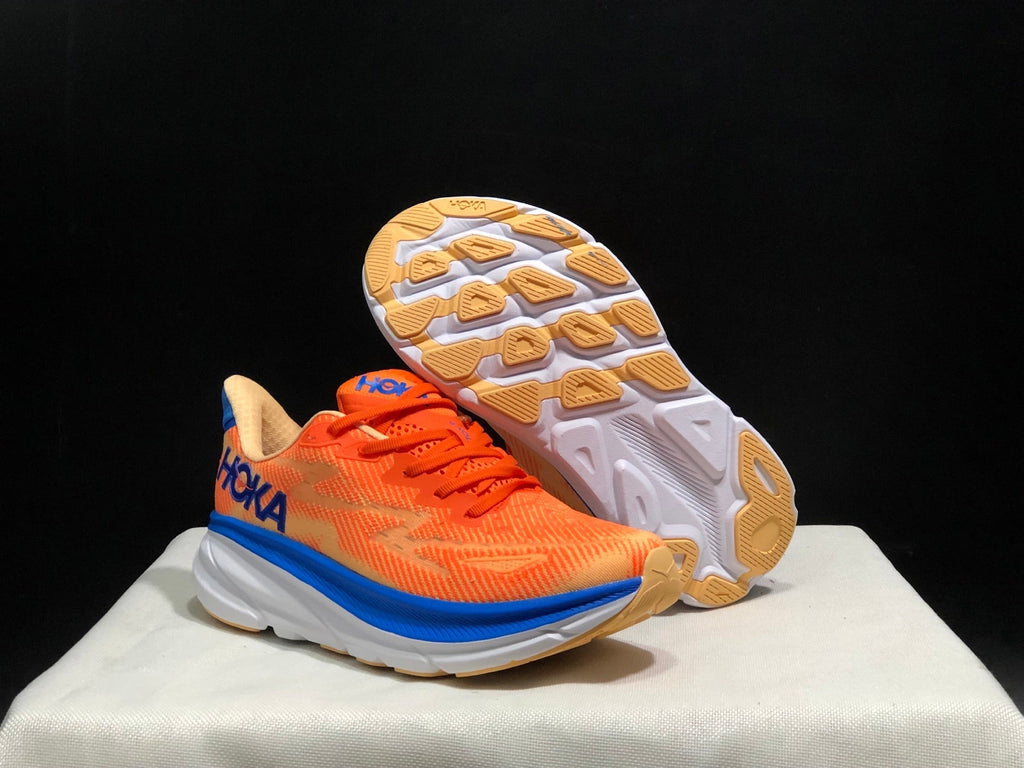 HOKA ONE ONE Clifton 9