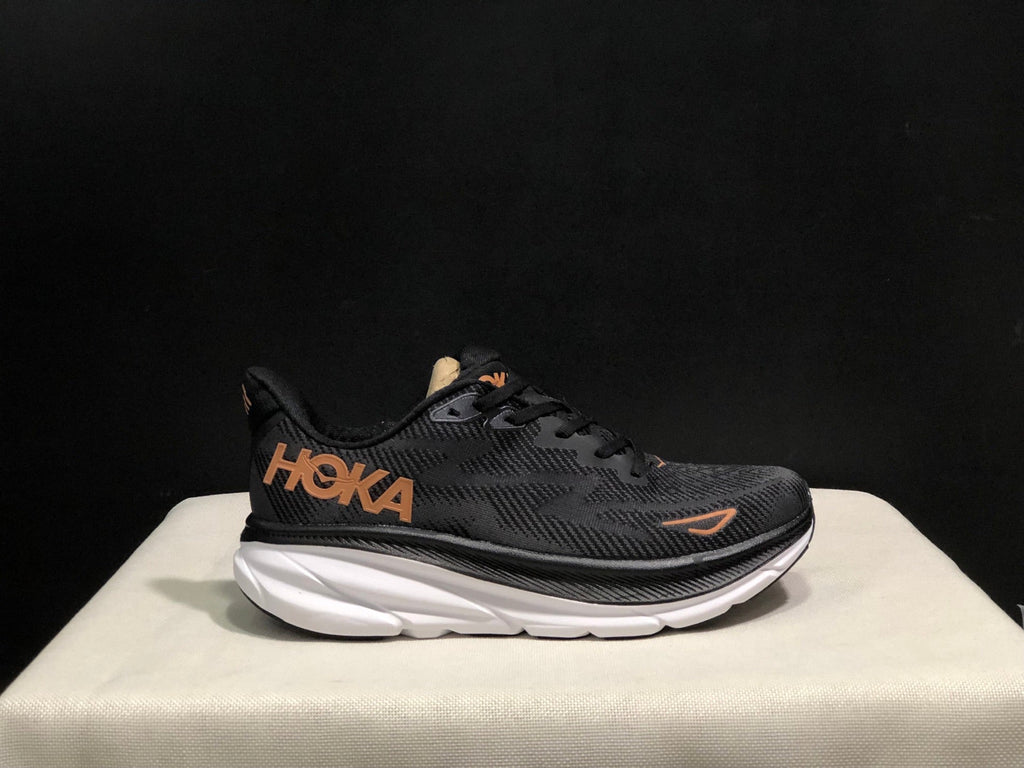 HOKA ONE ONE Clifton 9