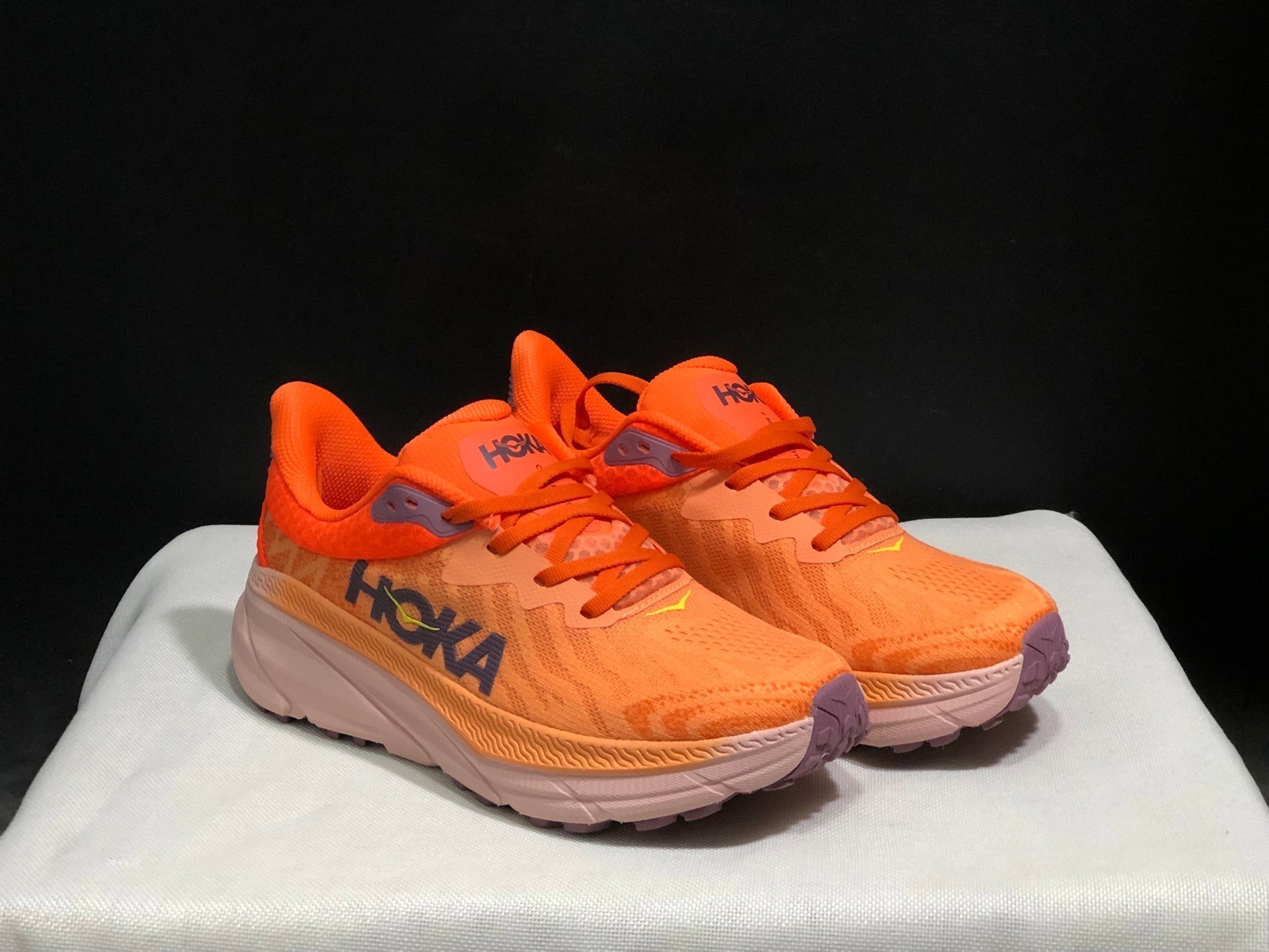 HOKA ONE ONE Challenger 7