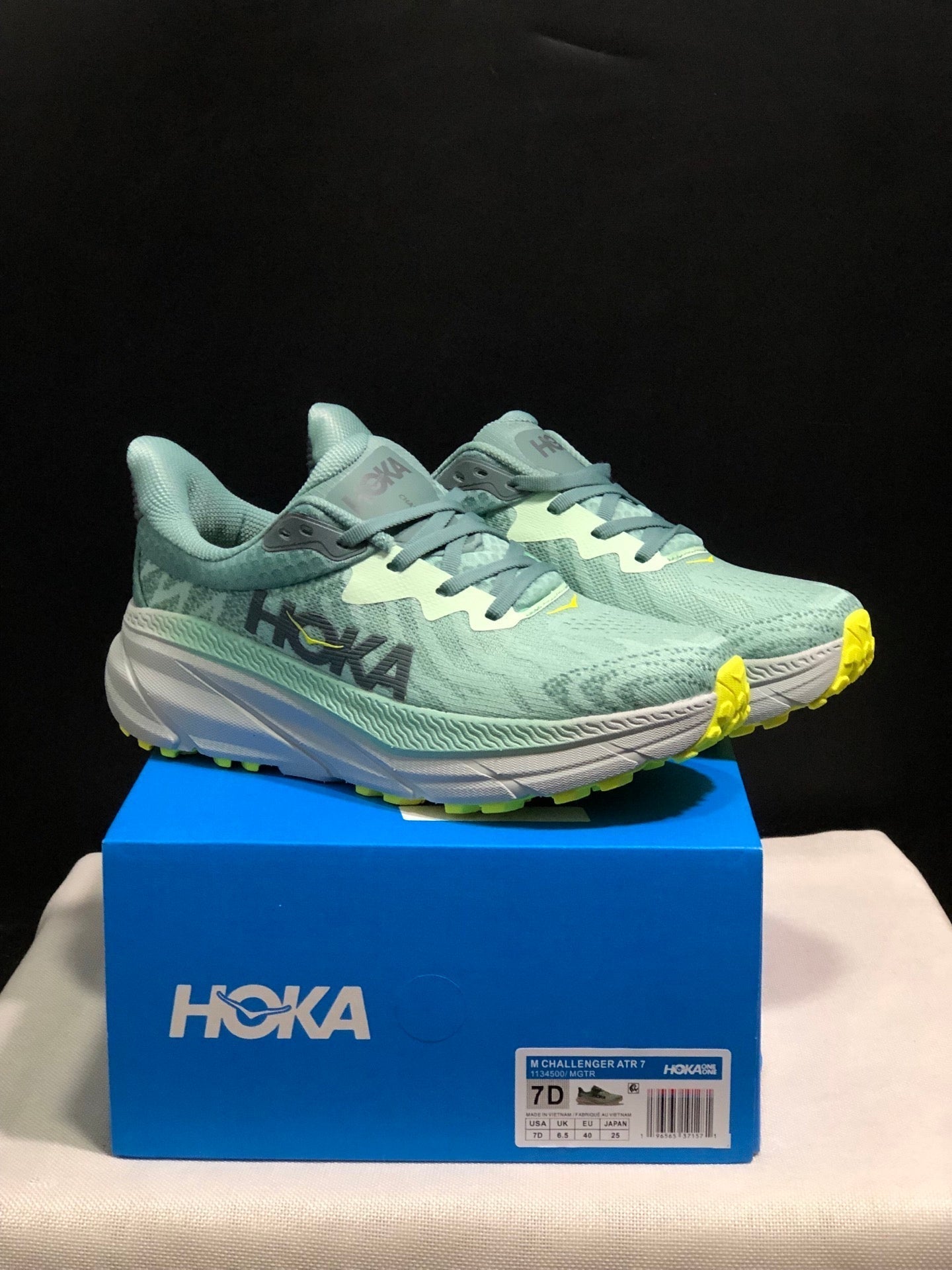 HOKA ONE ONE Challenger 7