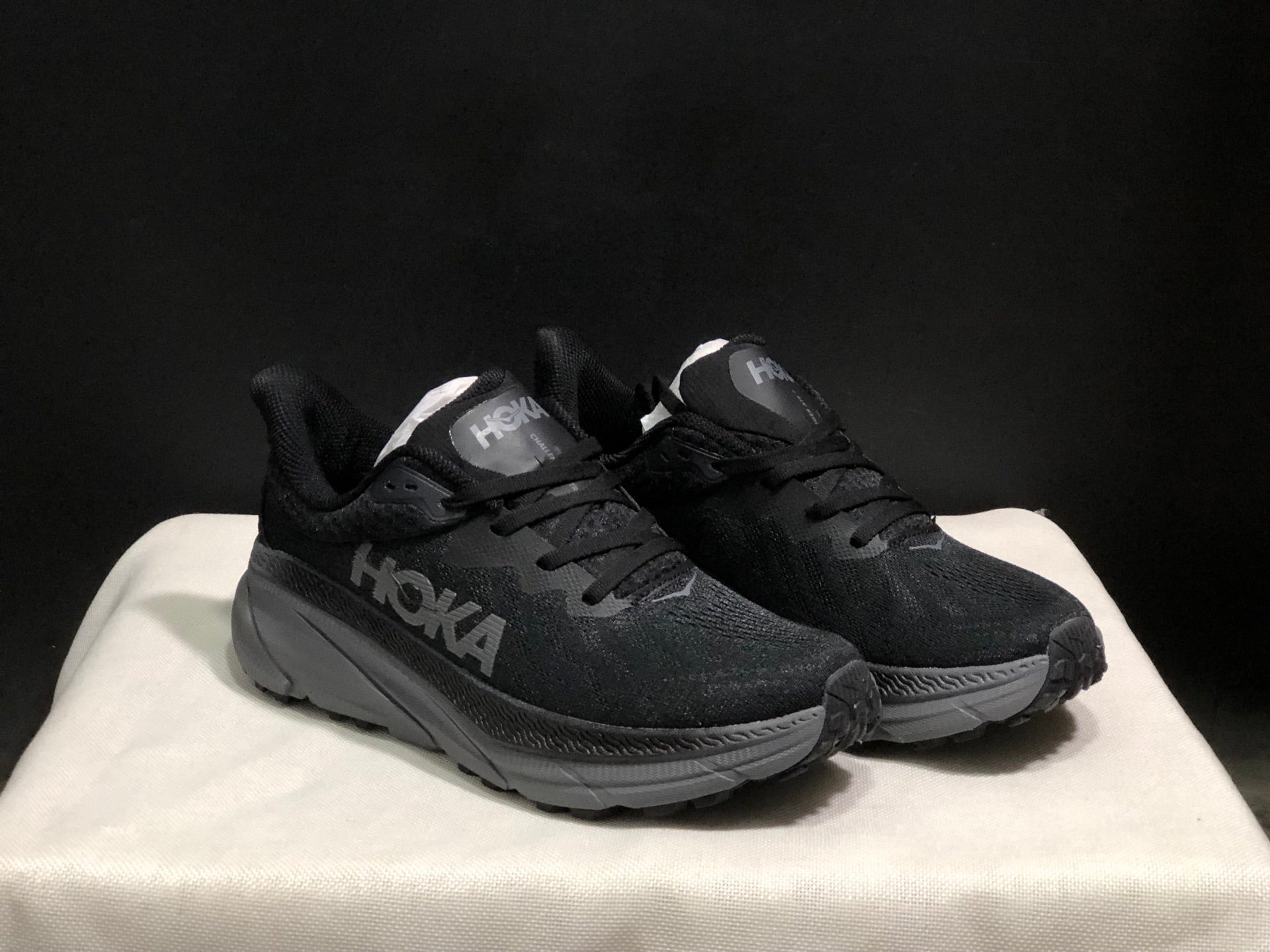 HOKA ONE ONE Challenger 7