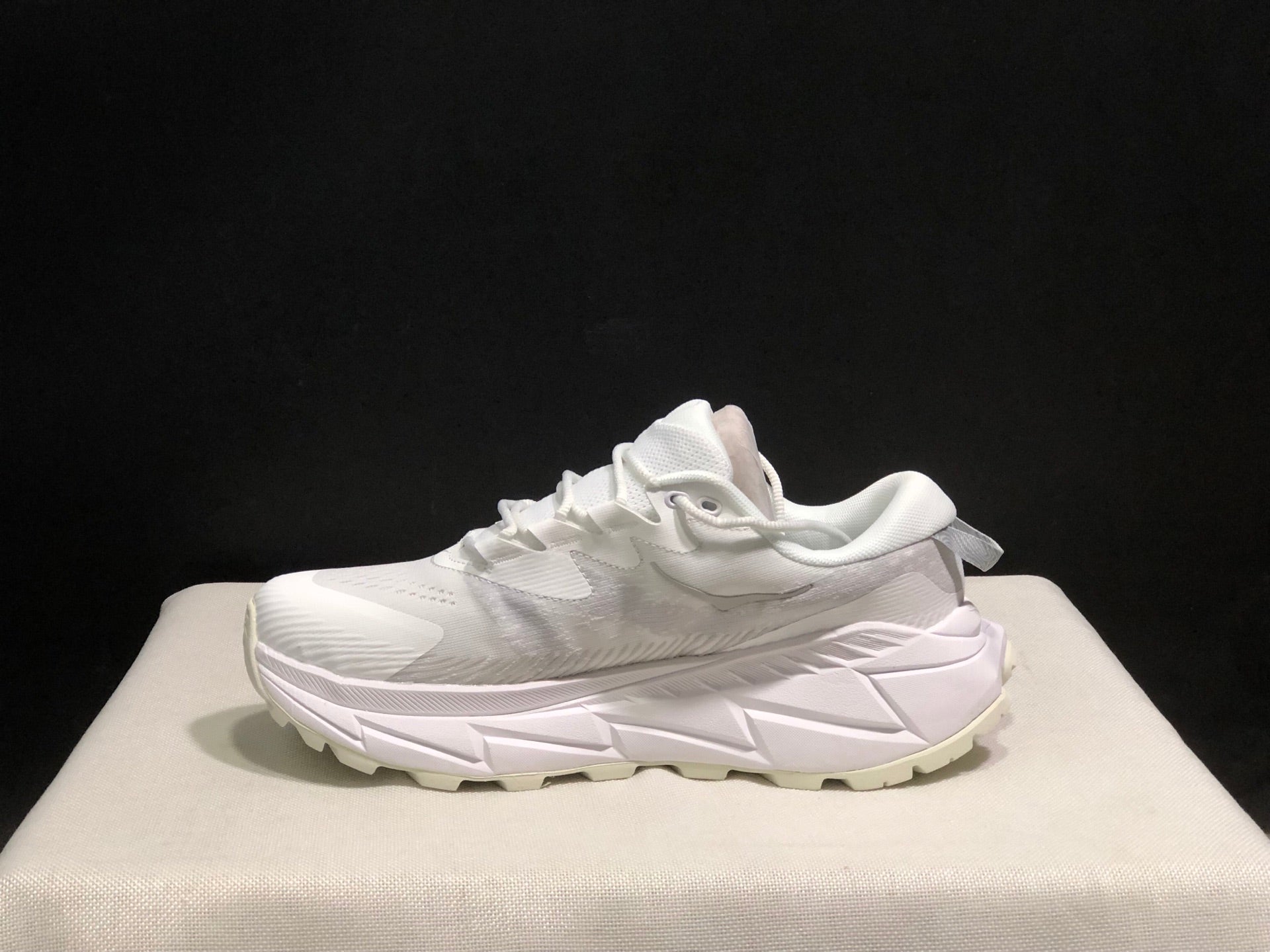 HOKA ONE ONE Skyline Float X