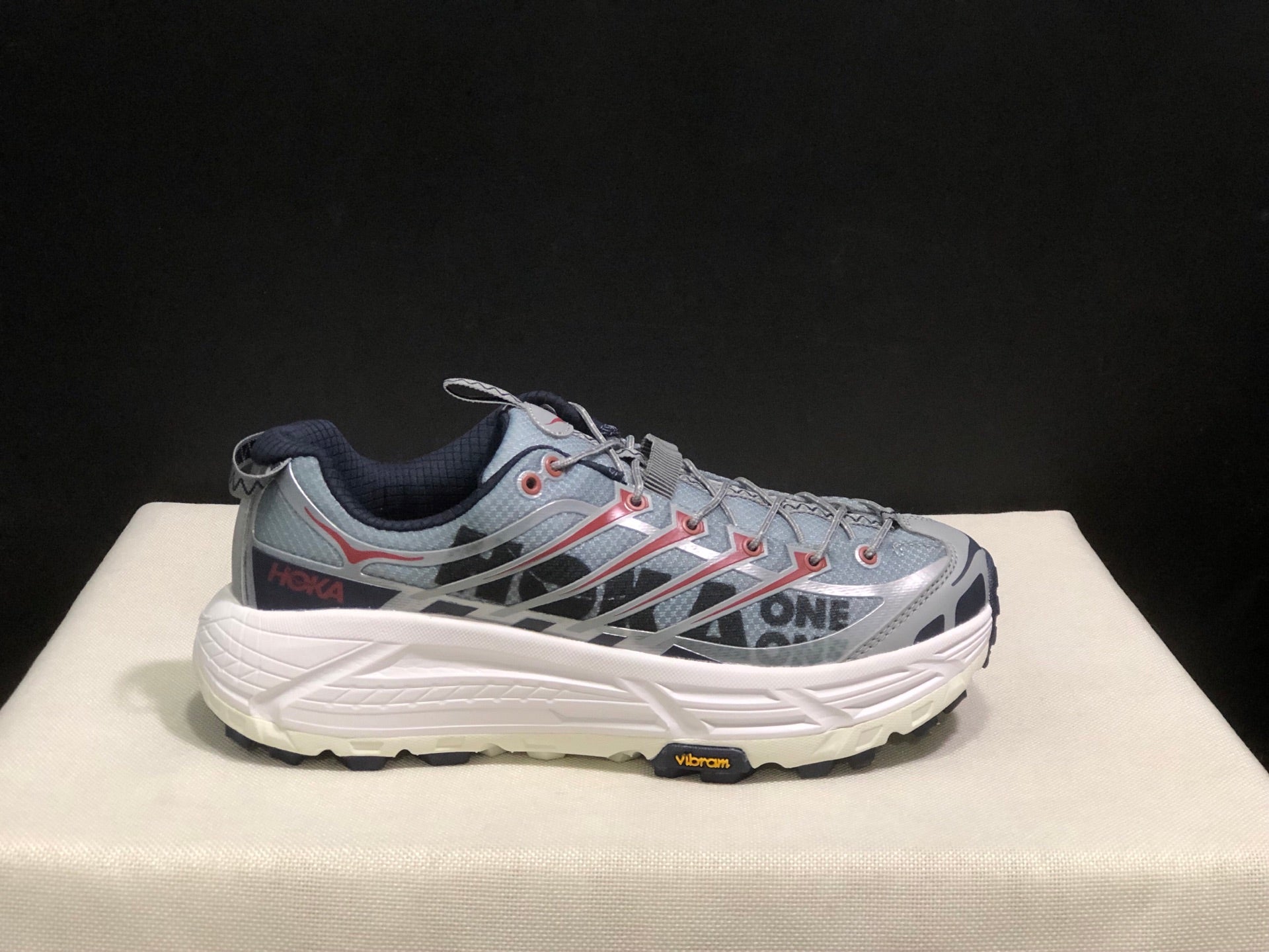 HOKA ONE ONE Mafate three 2